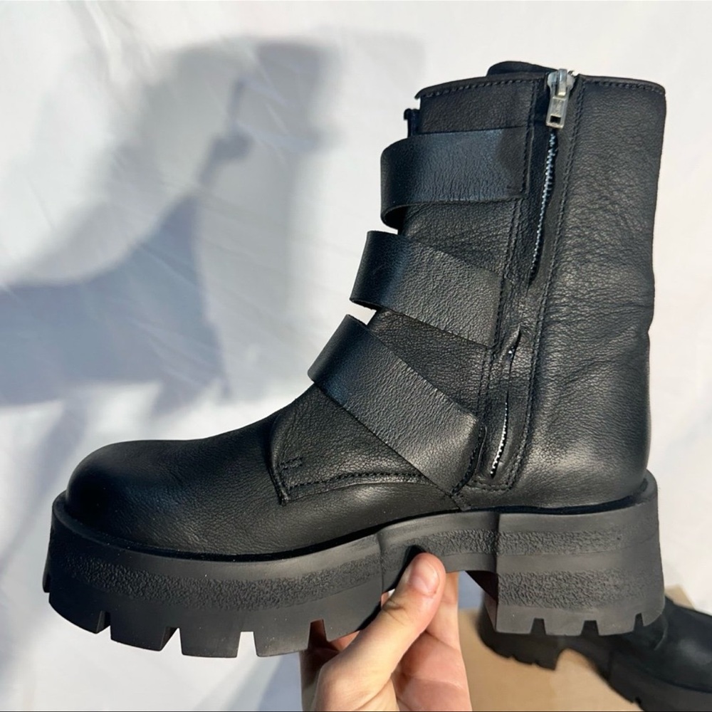 Steve Madden Roland Women's Black Buckle Ankle Boots New 7.5 - Picture 8 of 11
